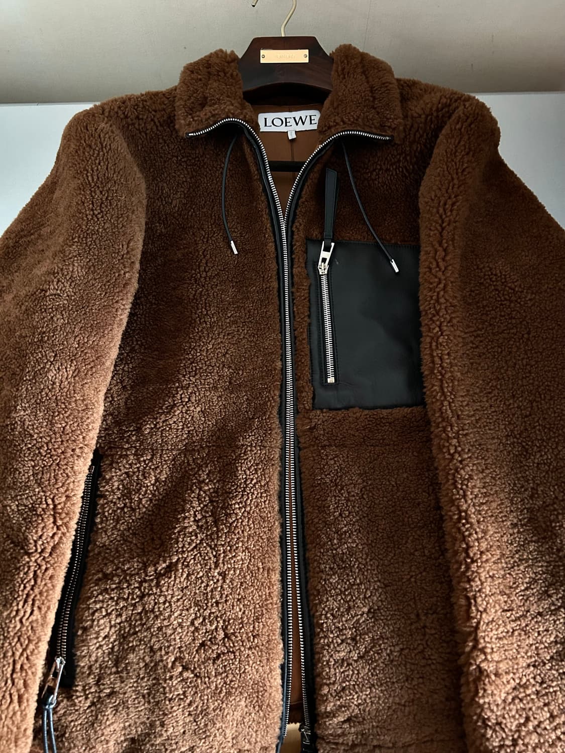 로에베 무스탕 상품이미지2