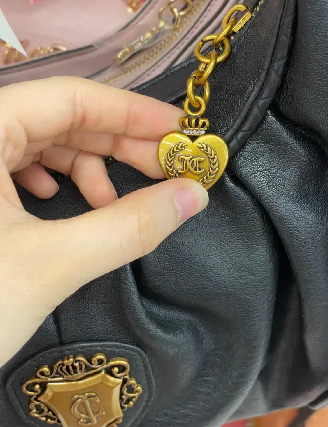 신상 대대대장!!)쥬시꾸뛰르 대대장 블랙 가죽숄더백 상품이미지3