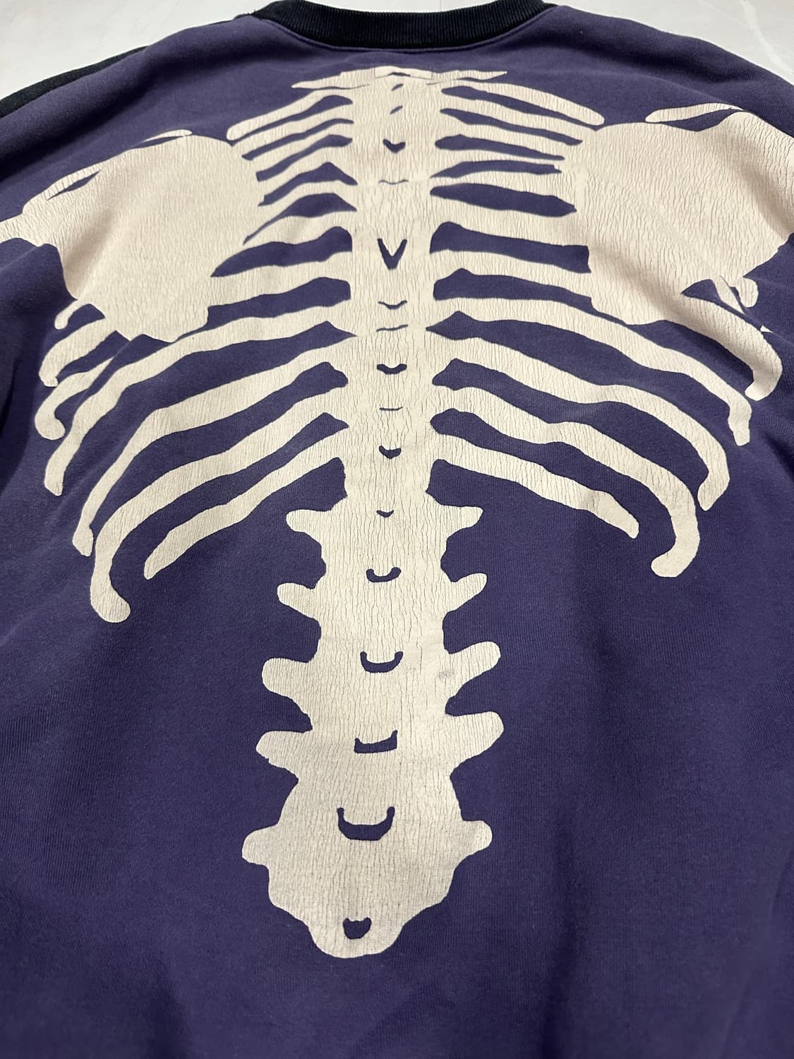 [F]캐피탈 본 투톤 스웻셔츠 블랙/퍼플 상품이미지2