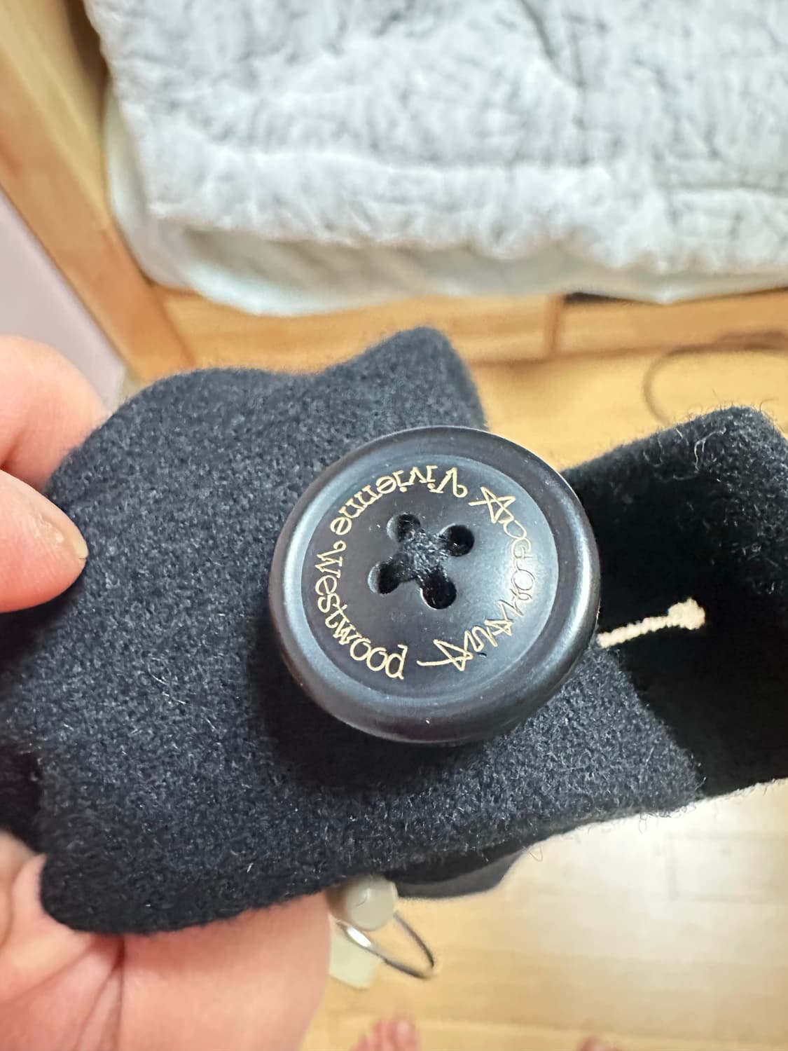 비비안웨스트 우드  투피스 상품이미지9