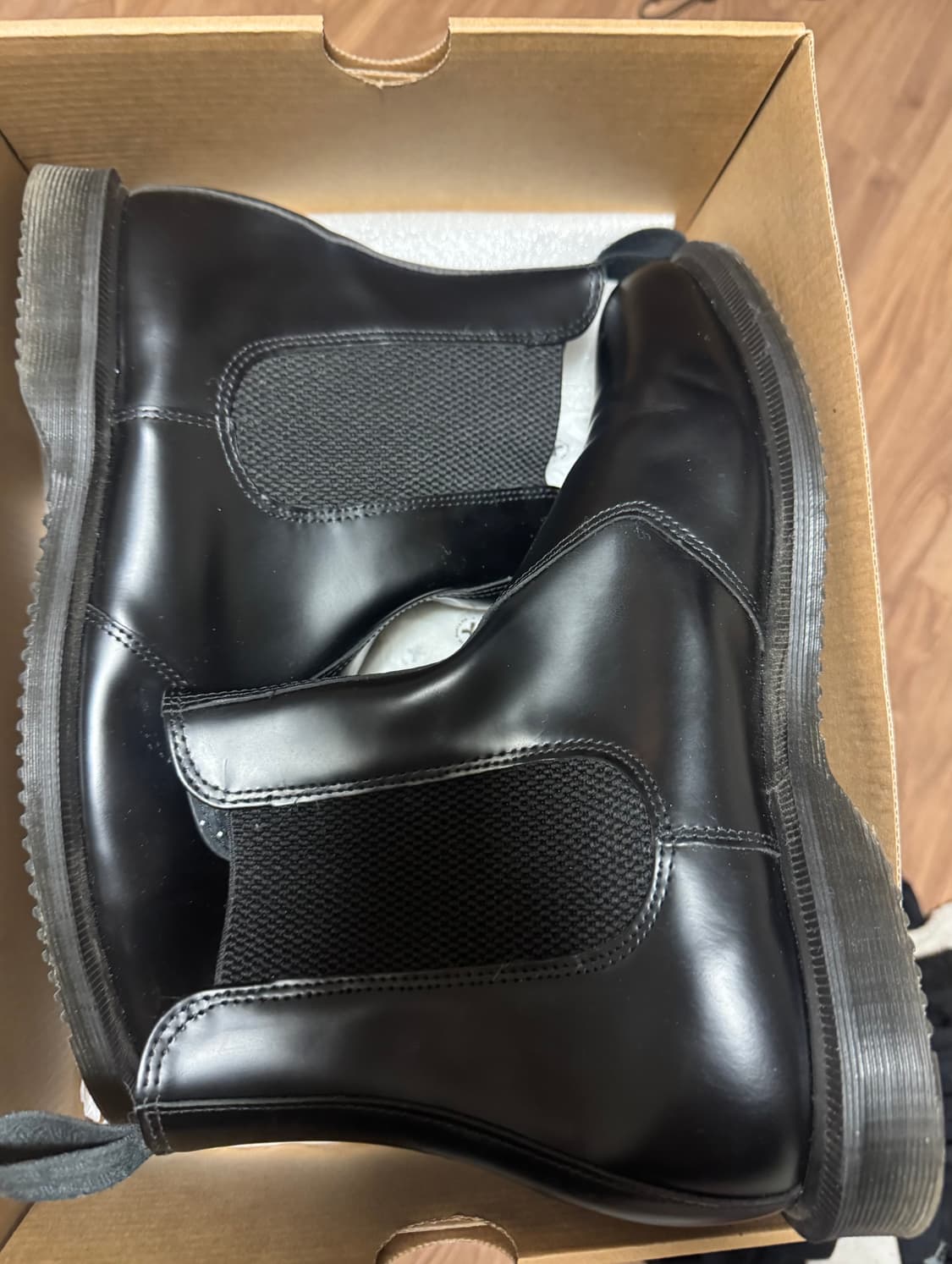 닥터마틴 플로라 첼시부츠 280 1회 착용 상품이미지2