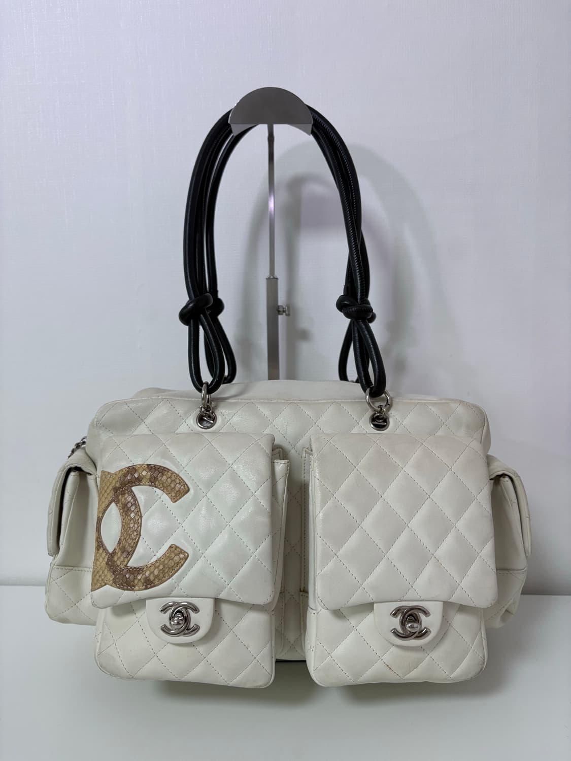 샤넬 깜봉 리포터 아이보리 숄더백 상품이미지1