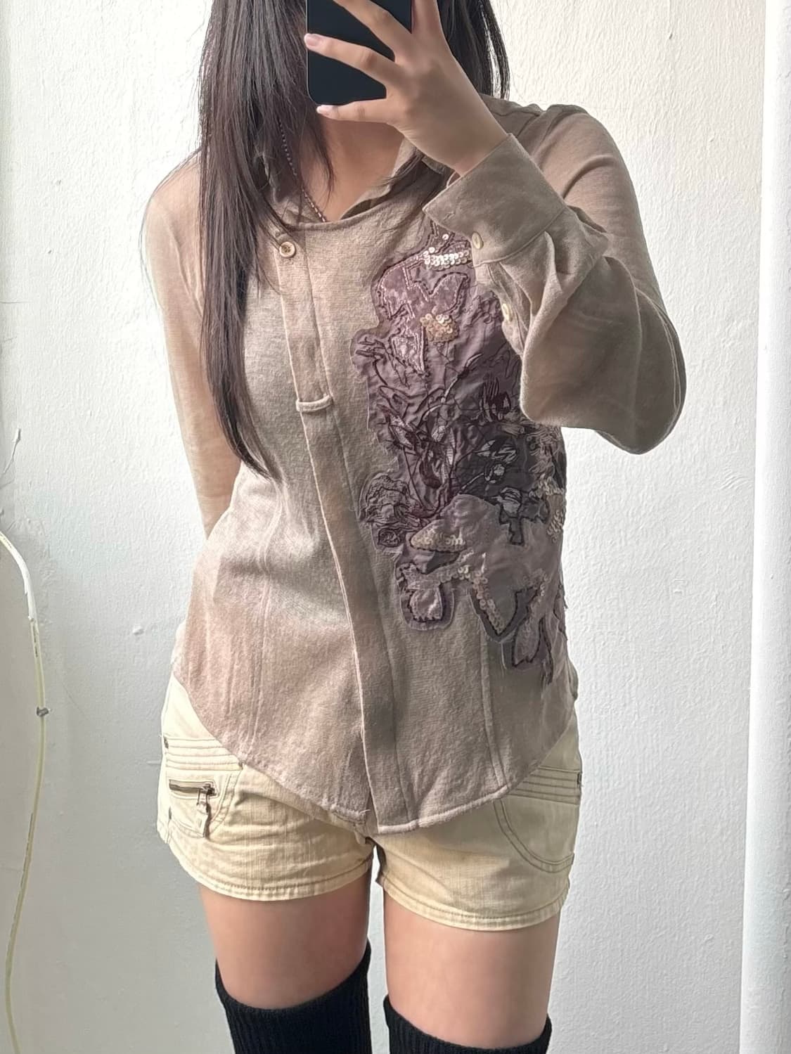 Vintage Brown Sheer Applique Shirt 상품이미지2