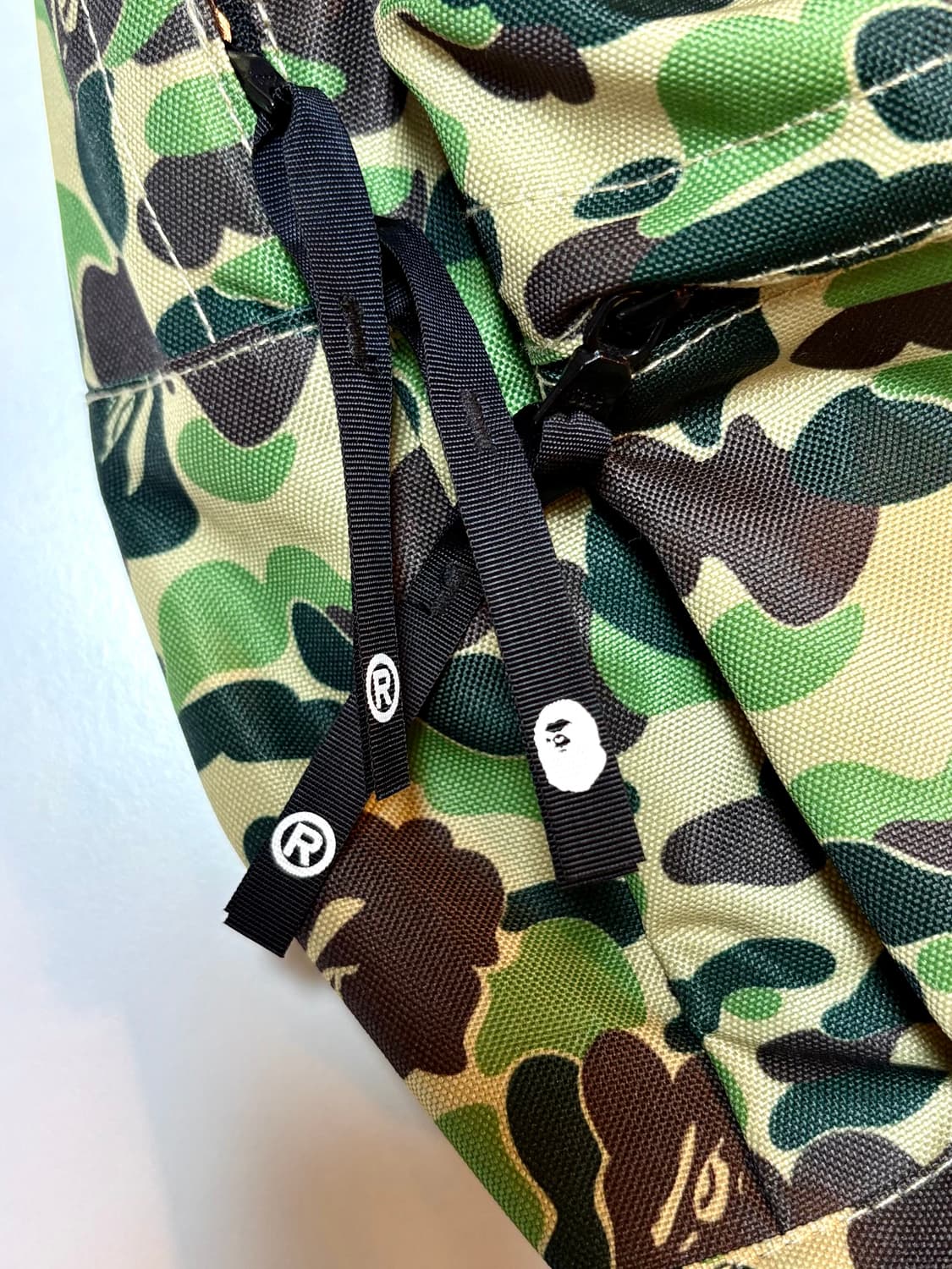 BAPE HAPPY NEW YEAR BAG 베이프 백팩 밀리터리 상품이미지3