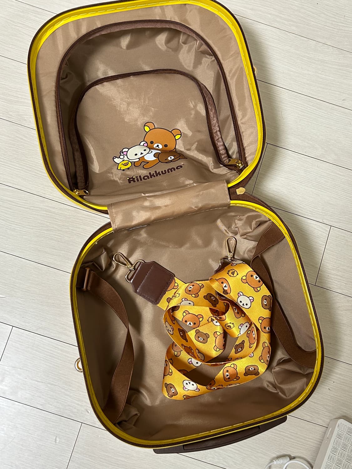 리락쿠마 캐리어 상품이미지3