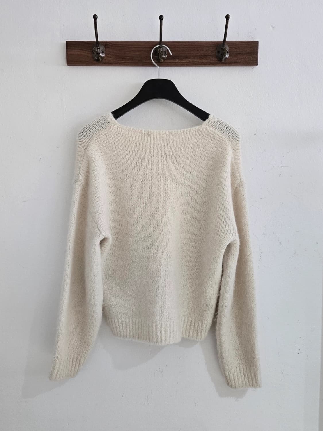 로우클래식 니트 상품이미지2