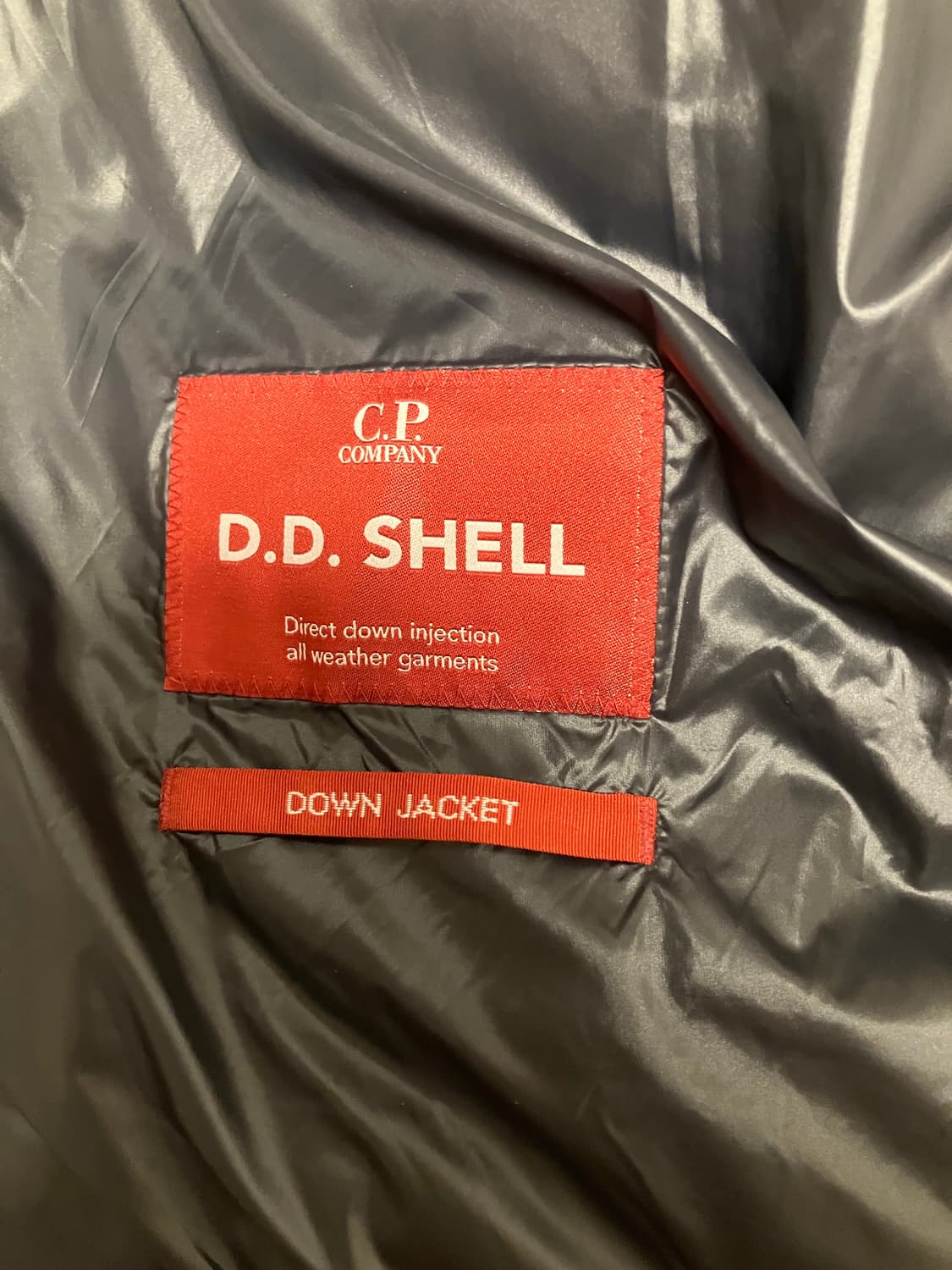 CP컴퍼니 DD쉘 다운 자켓 블랙M 상품이미지5