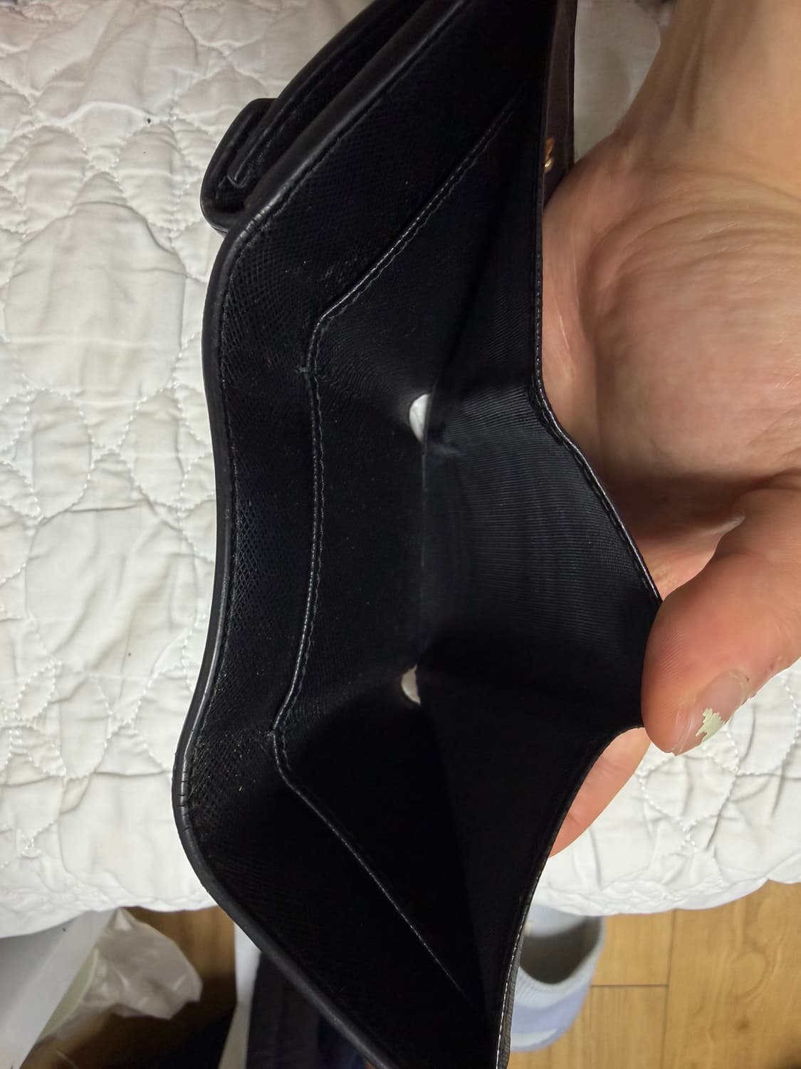 프라다 트라이폴드 지갑 상품이미지3