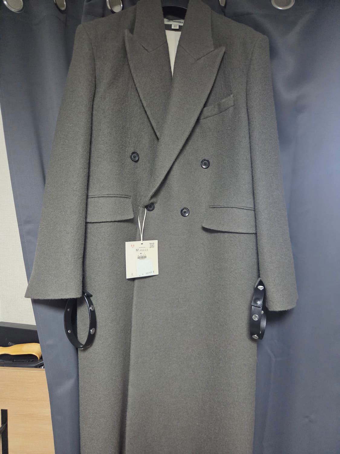 자라 x nanushka 나누시카 울 코트 그린 상품이미지4