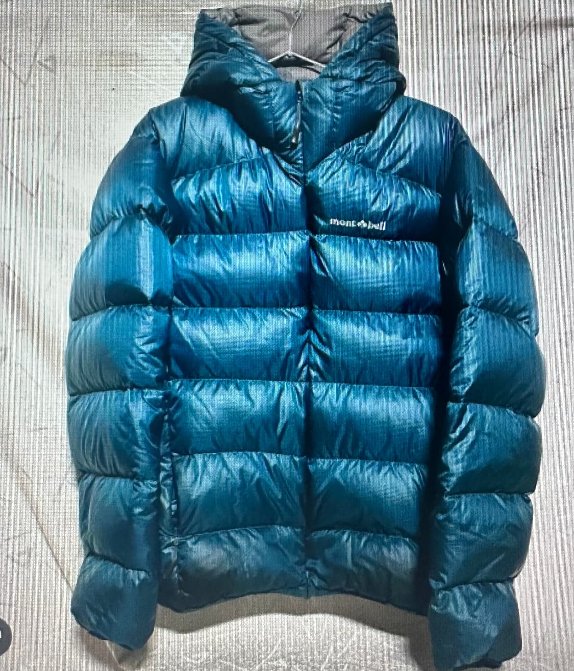 몽벨패딩 구합니다 상품이미지1