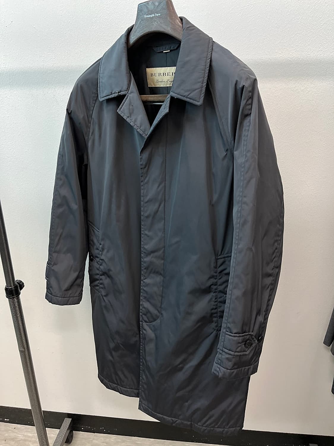 100-105) 버버리 블랙 패딩코트  상품이미지1