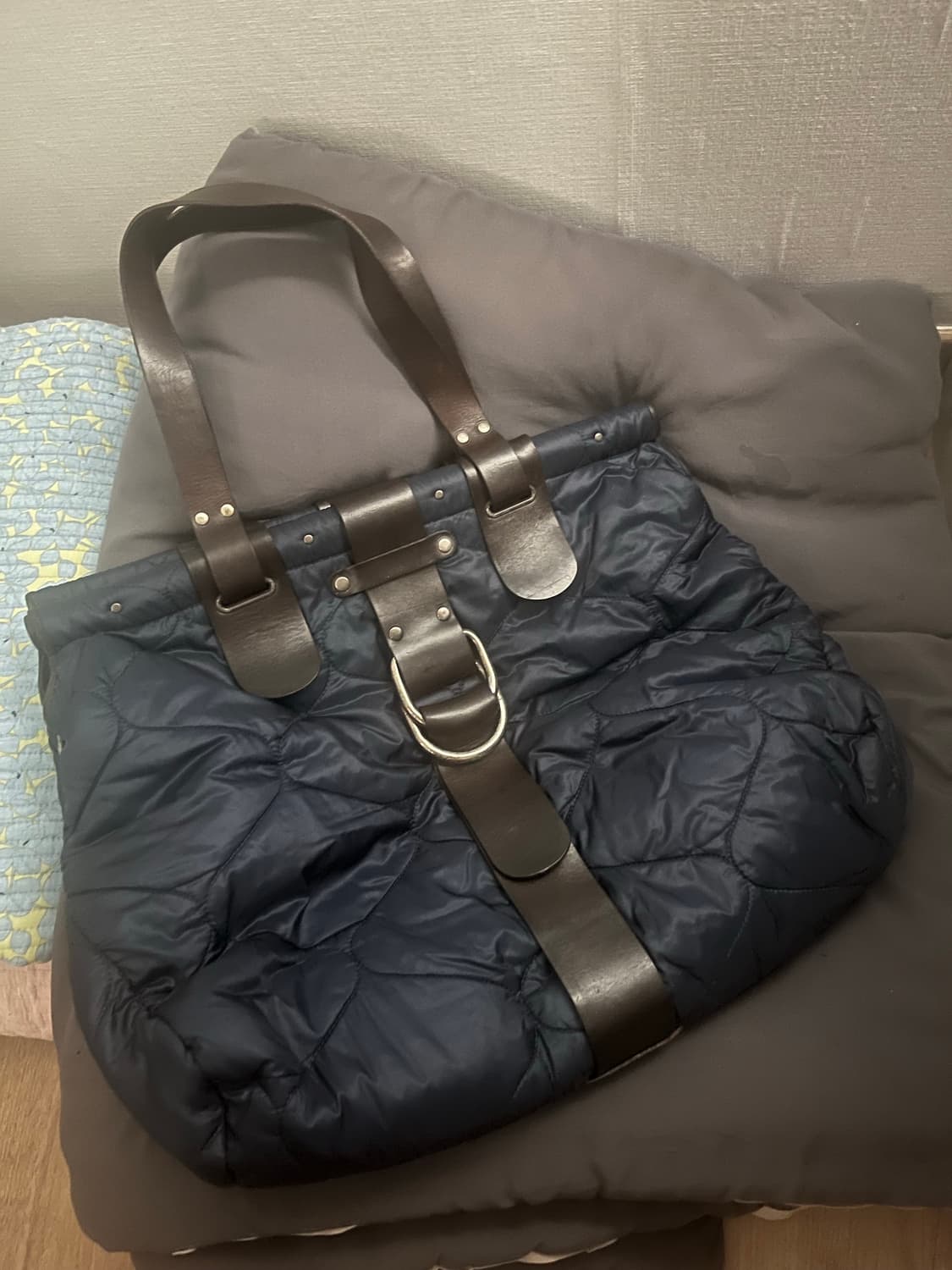 드리스반노튼 퀼팅 레더백 가방 상품이미지1