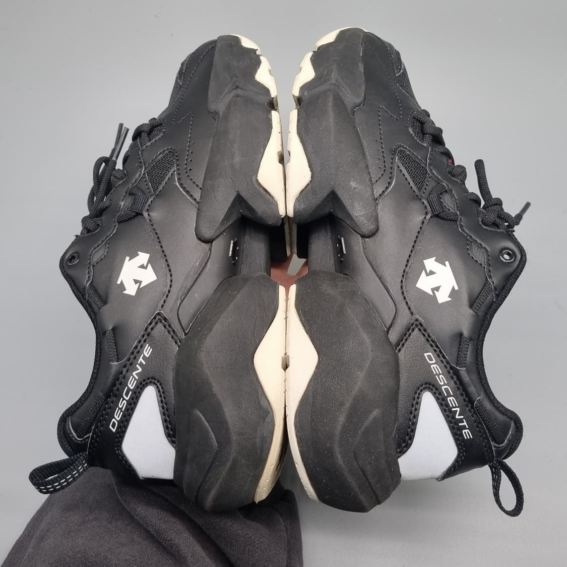 데상트 스토믹 운동화250 상품이미지5