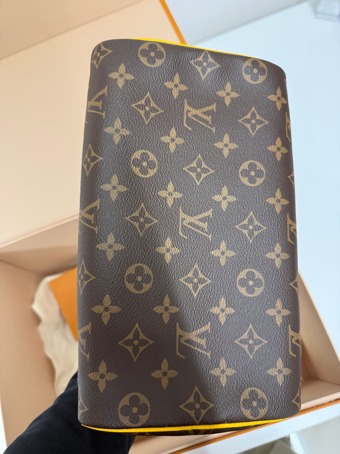 상태좋음 OS 루이비통 모노그램 돕키트 클러치 풀구성 상품이미지7