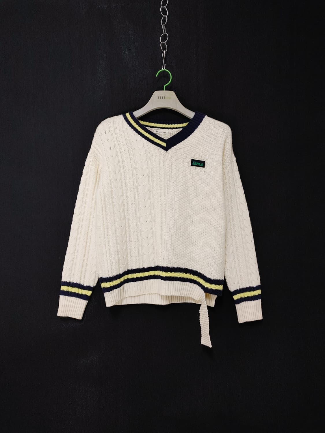 it MICHAA 잇미샤 브이넥 니트 상품이미지1