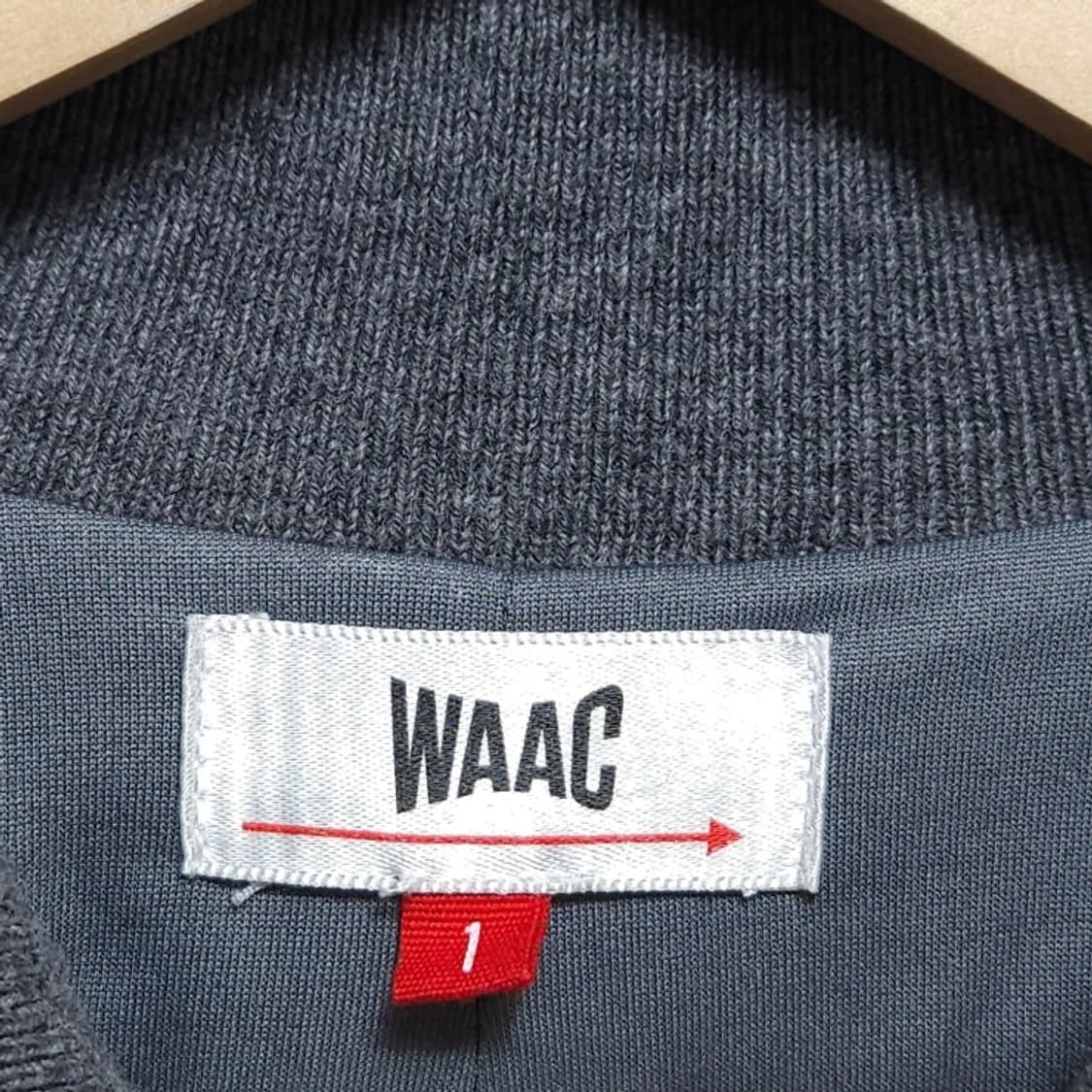여성55 WAAC 왁 니트 방풍 니트 반집업 그레이 상품이미지5