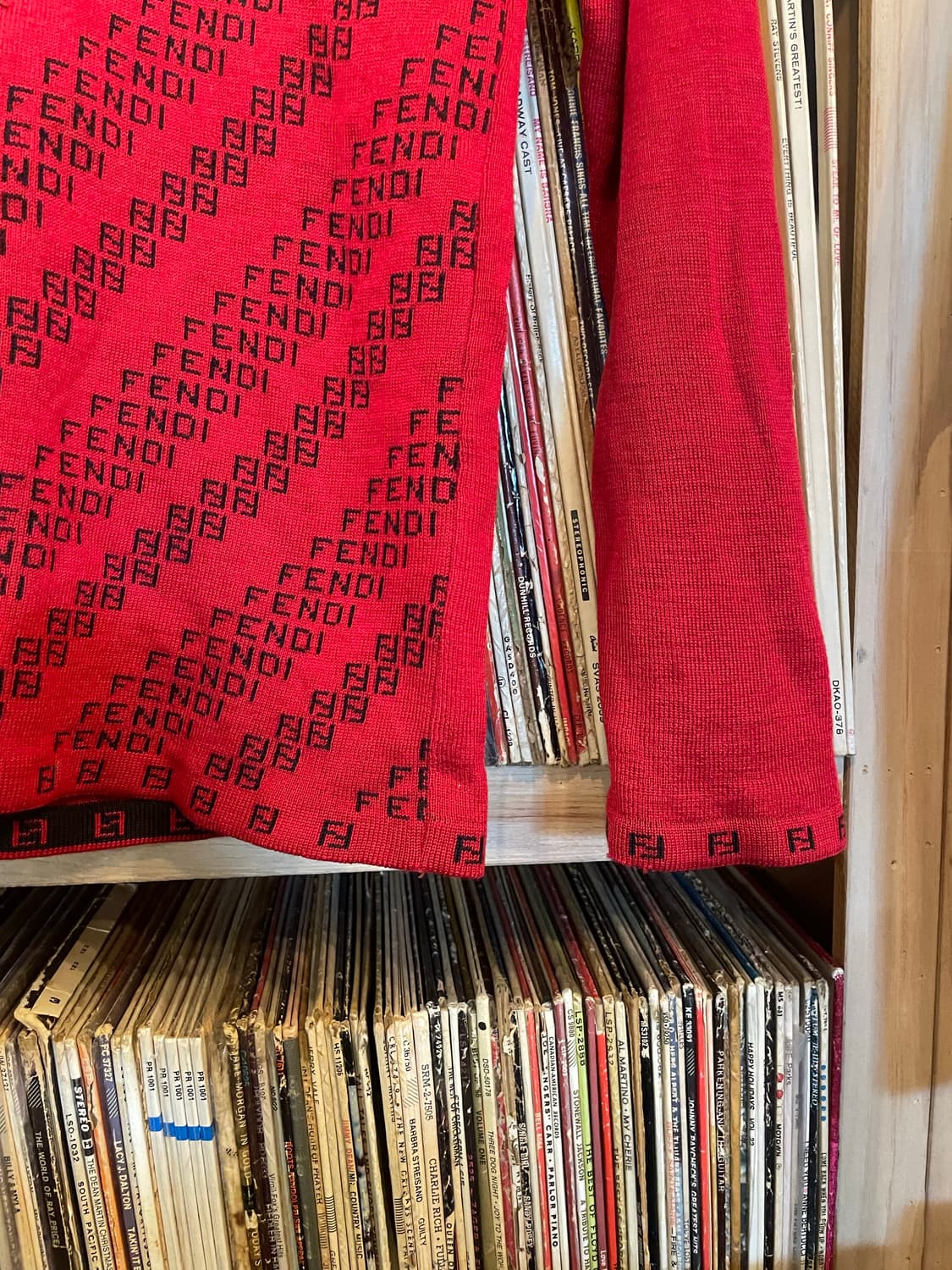 펜디 로고 터틀넥 니트 상품이미지4