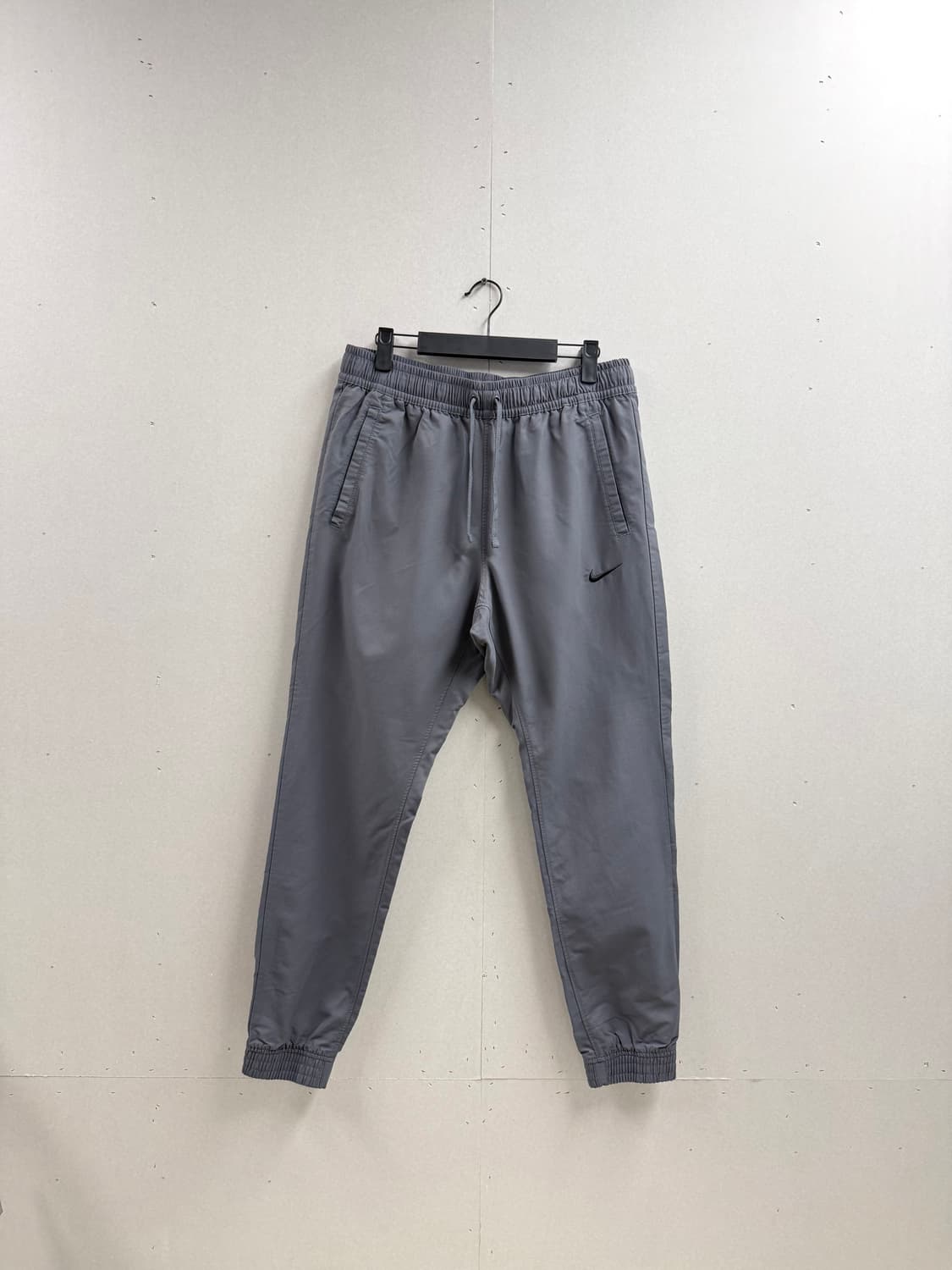 남성 L-XL / 나이키 조거팬츠 차콜 상품이미지1
