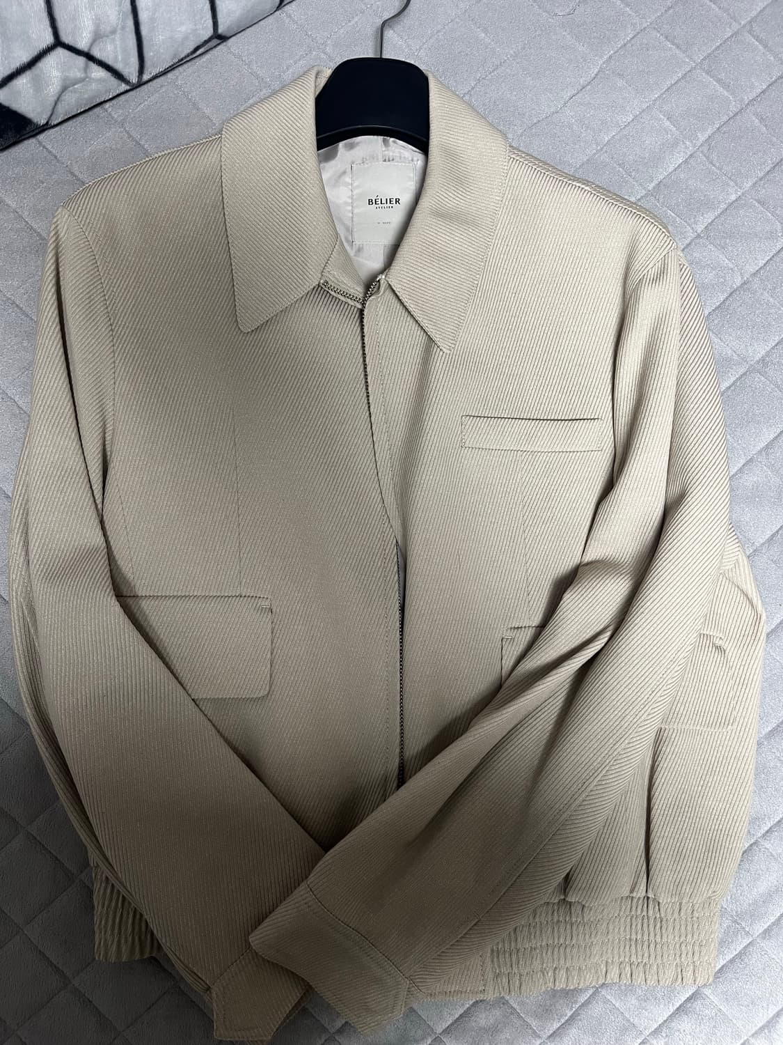 벨리에 다이에그널 블루종 더스티크림 S사이즈 상품이미지1