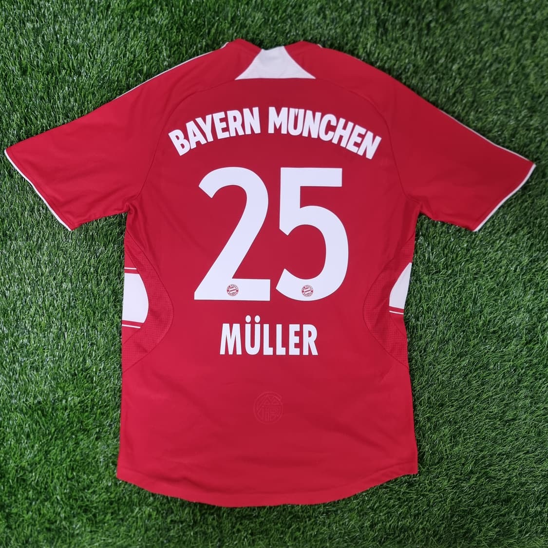 07-09시즌 바이에른 뮌헨 홈 유니폼 #25 뮐러 상품이미지1