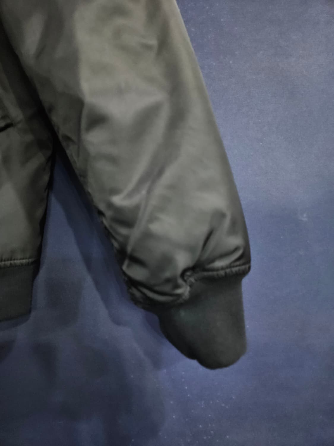 플루크 블랙컬러 남성 슬림핏 95 항공점퍼 패딩  상품이미지6