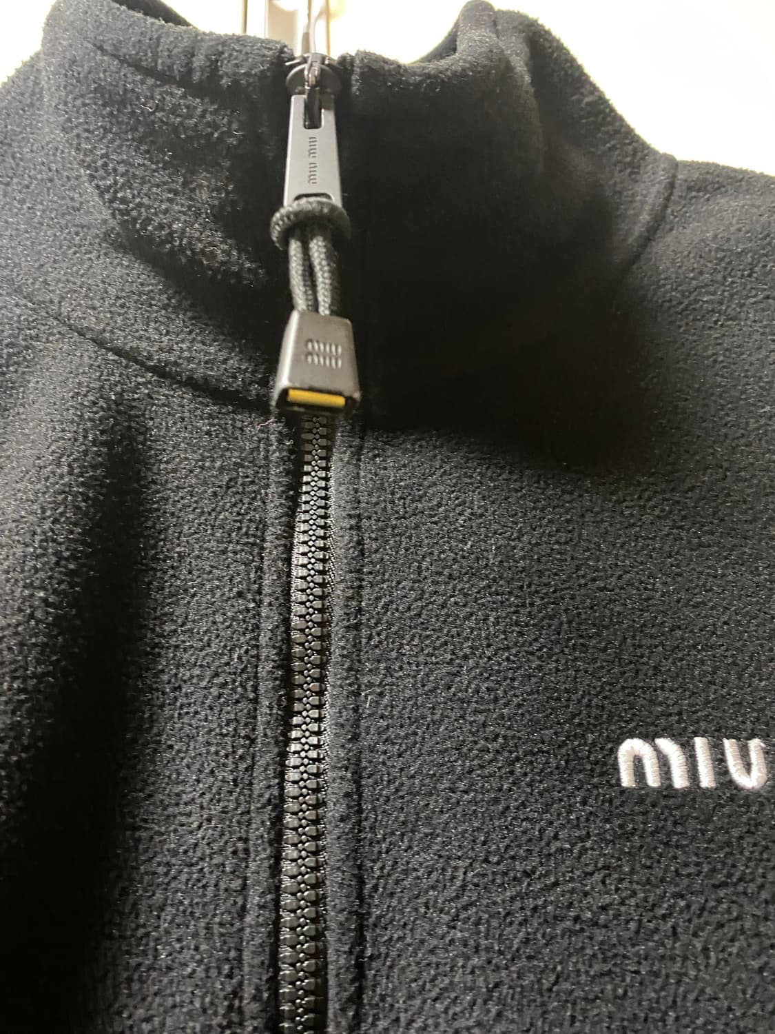 미우미우 플리스(후리스) 아노락 블랙 상품이미지4