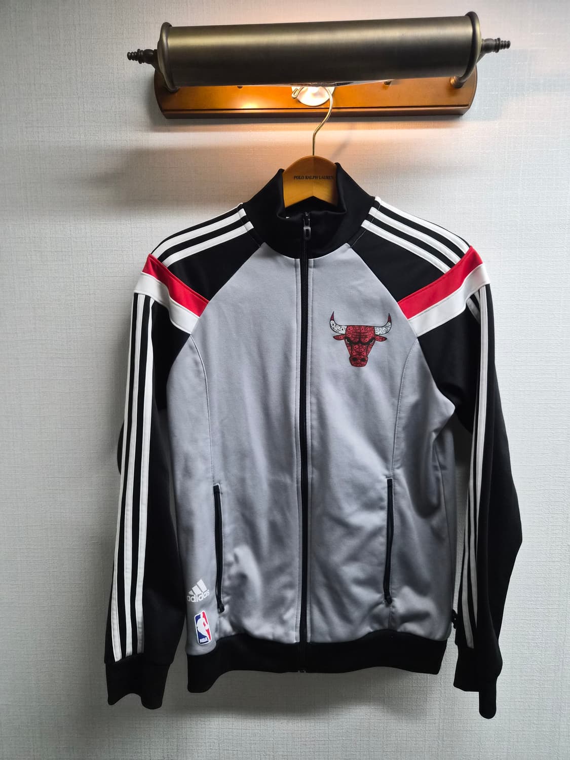 95) 아디다스 NBA 시카고 불스 트랙탑 져지 팝니다 상품이미지1