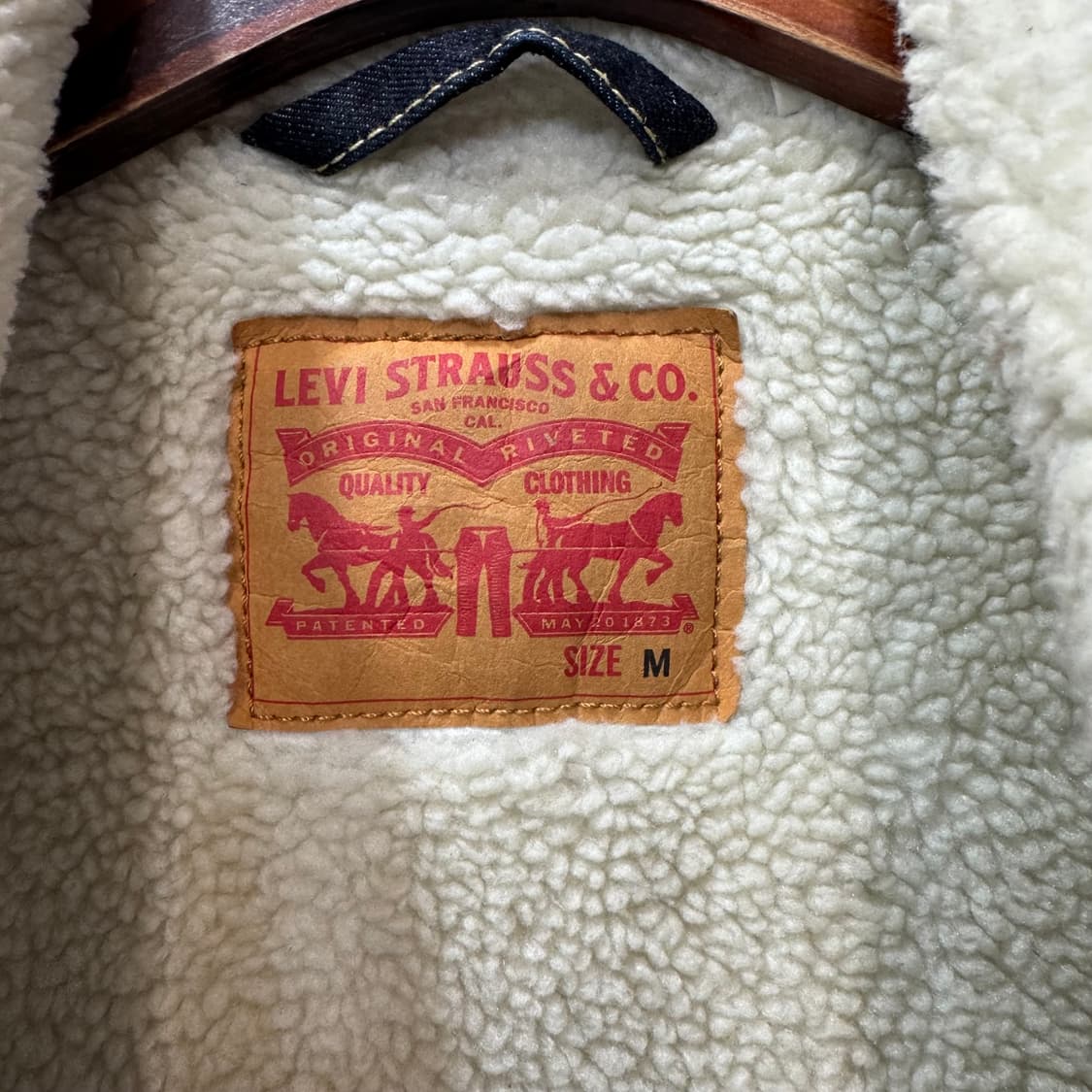 리바이스 딥인디고 쉐르파 트러커 자켓 (M) 상품이미지5