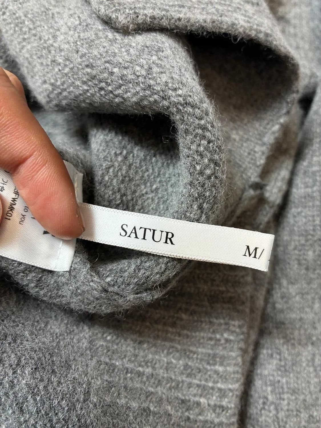 세터 23FW 더블린 언발란스 캐시미어 블렌드 니트 PN8909 상품이미지9