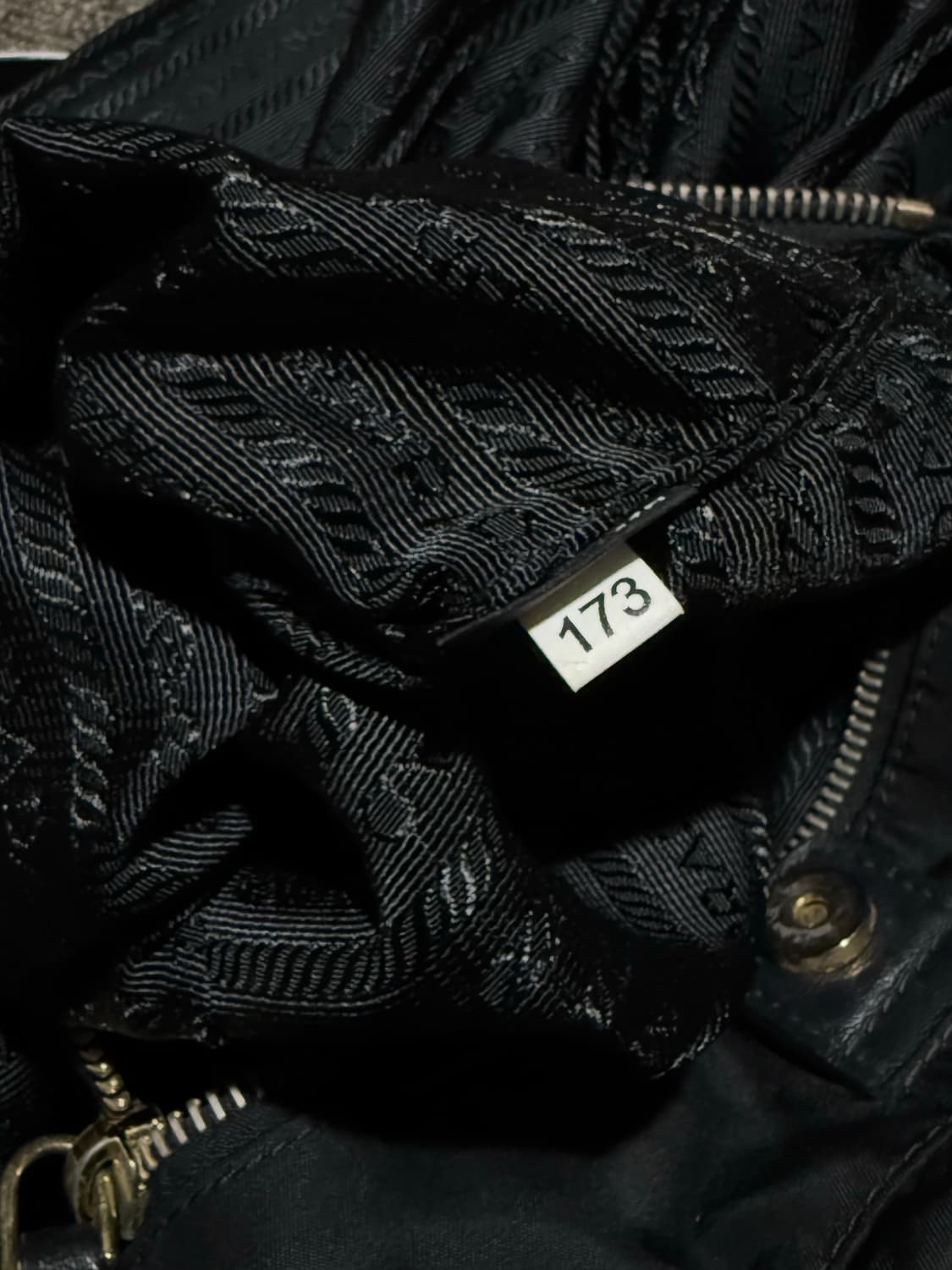 Prada 프라다 나일론 포코노 토트 숄더백 상품이미지4
