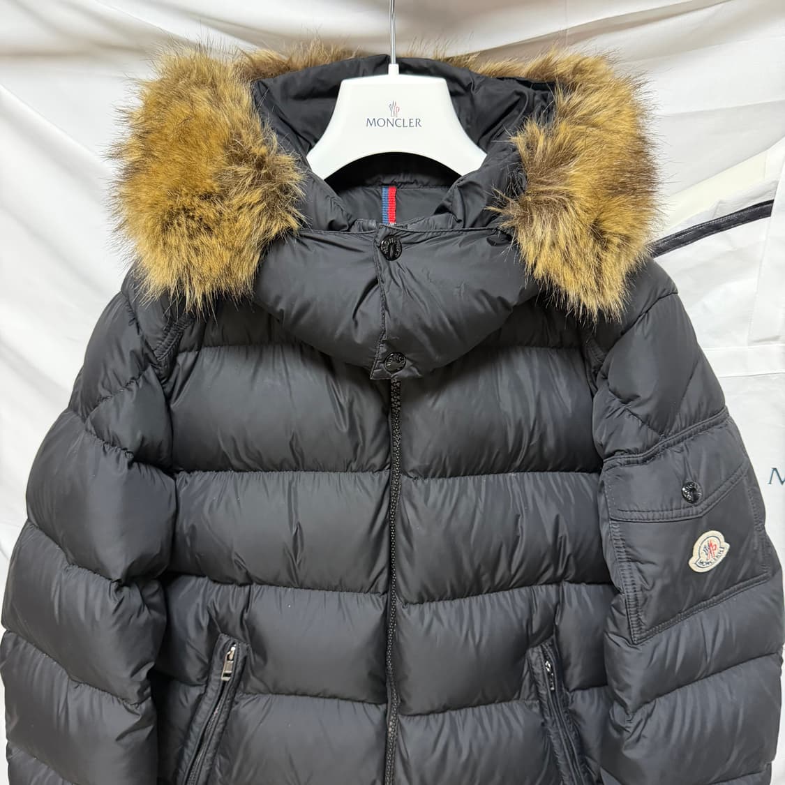 [S급/2] 몽클레어 마야프 패딩 블랙 풀구성 마르크 상품이미지2