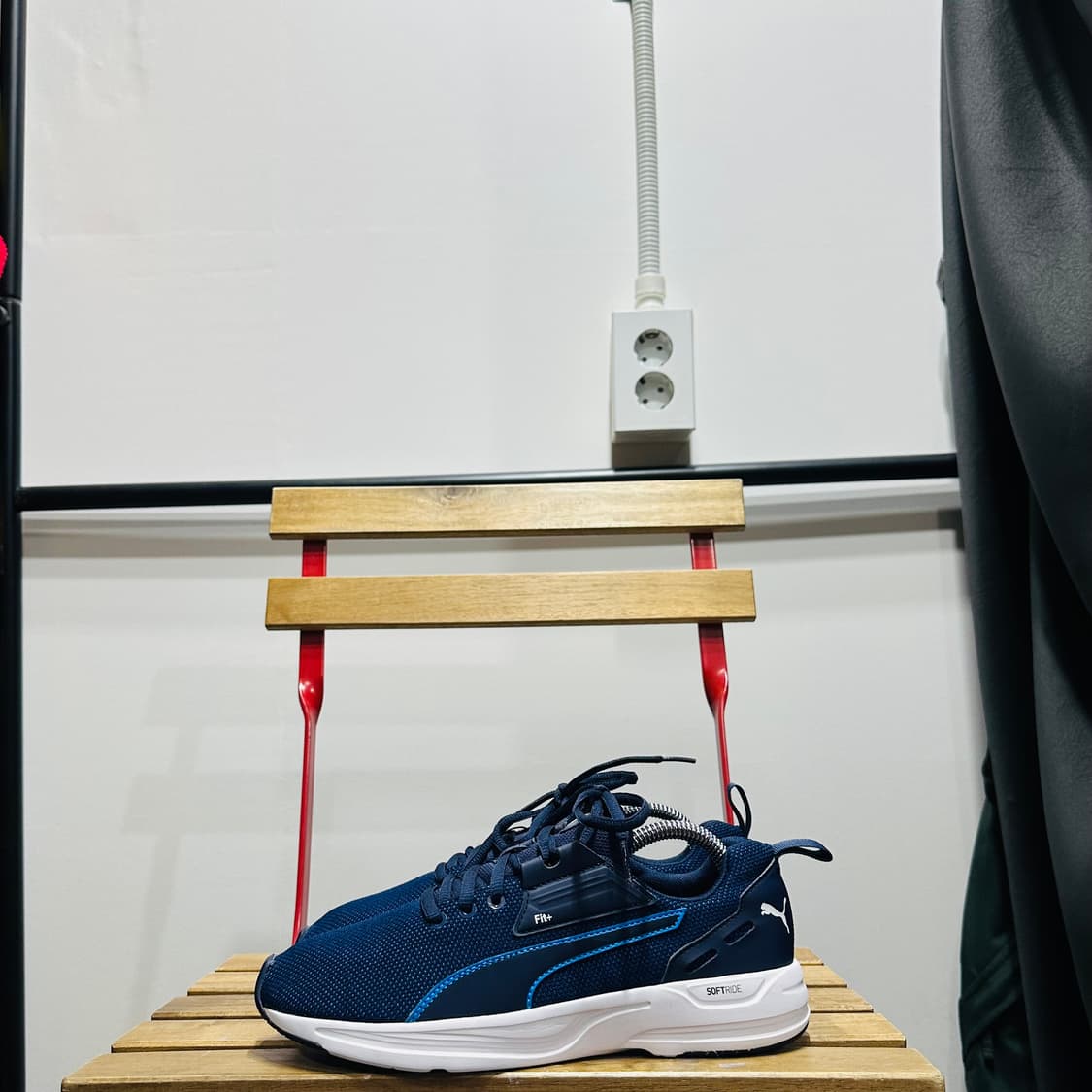 240) 푸마 운동화 여성 여자 신발 런닝화 네이비 Fit+ 상품이미지3