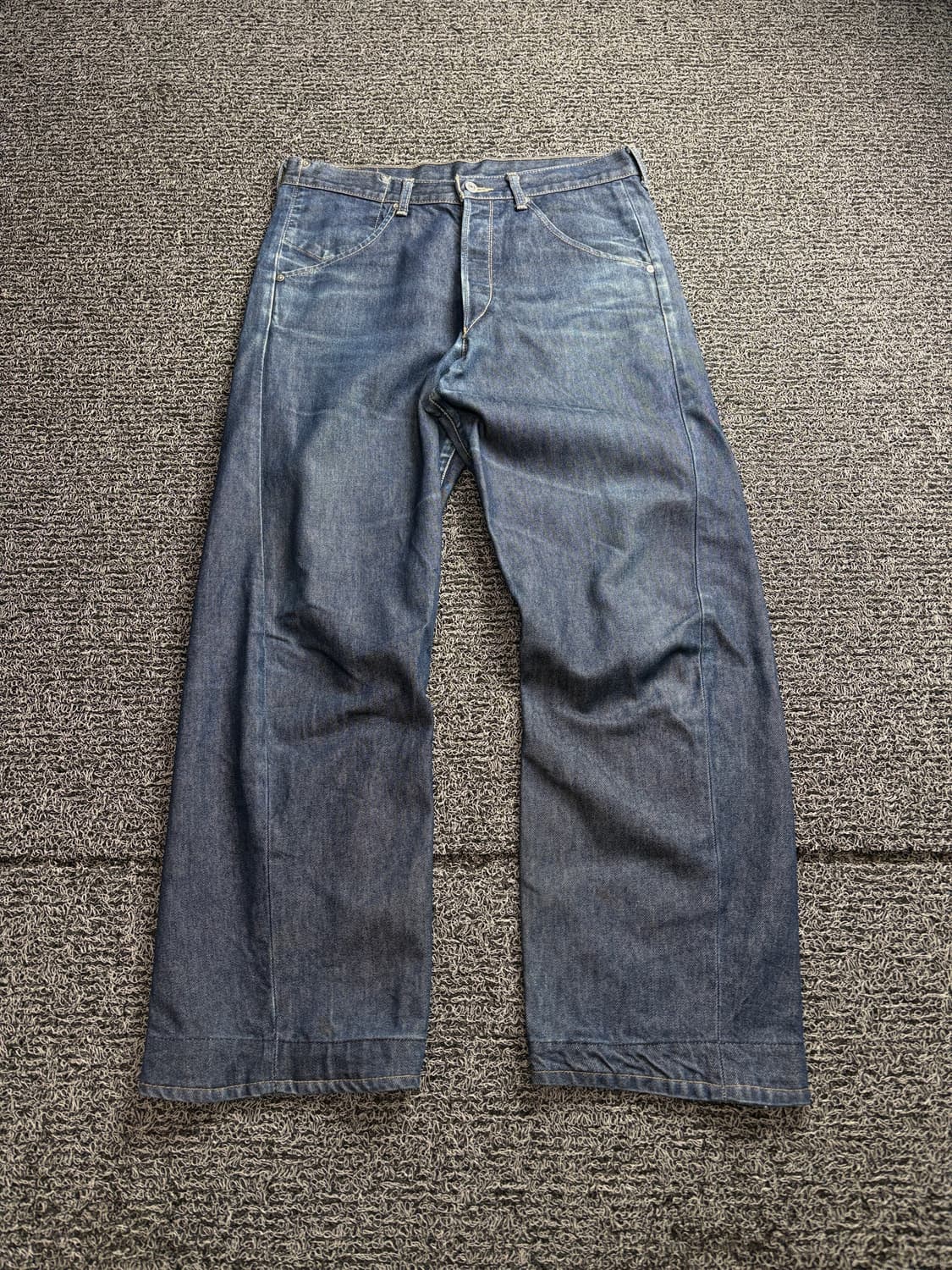 리바이스 엔지니어드 진 커브드 핏 데님 팬츠 3021 상품이미지2