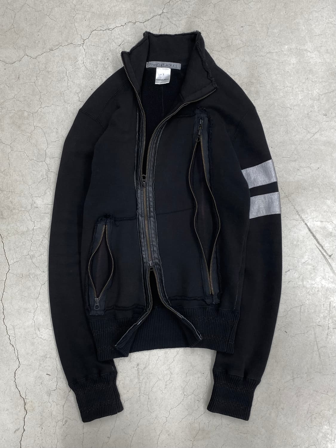 Francist_Mor.K.S. 디스트레스드 사선 집업 상품이미지4