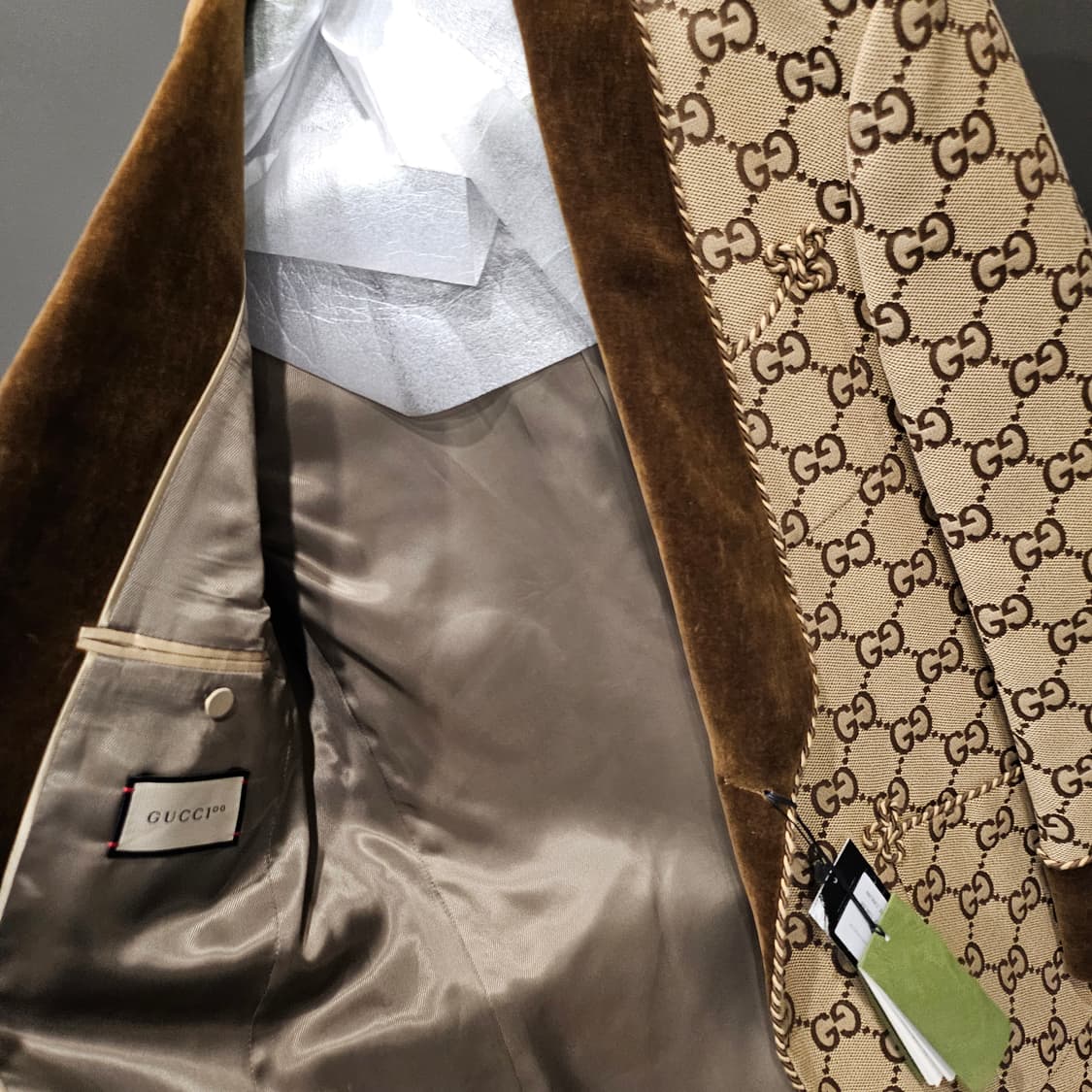 구찌 GG로고 자카드 스웨이드 카라 이정재 자켓 상품이미지6