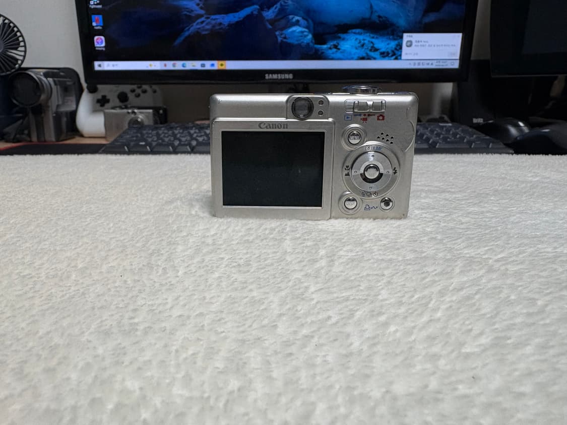 📸💖✨ 완전 깜찍 감성 폭발… 아이유 디카 익서스 50 등장 💕📸 상품이미지4