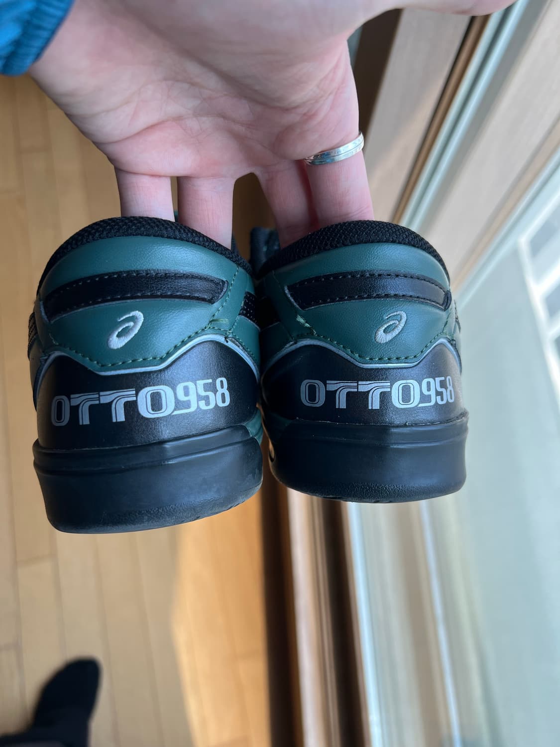 오또958 아식스 상품이미지3