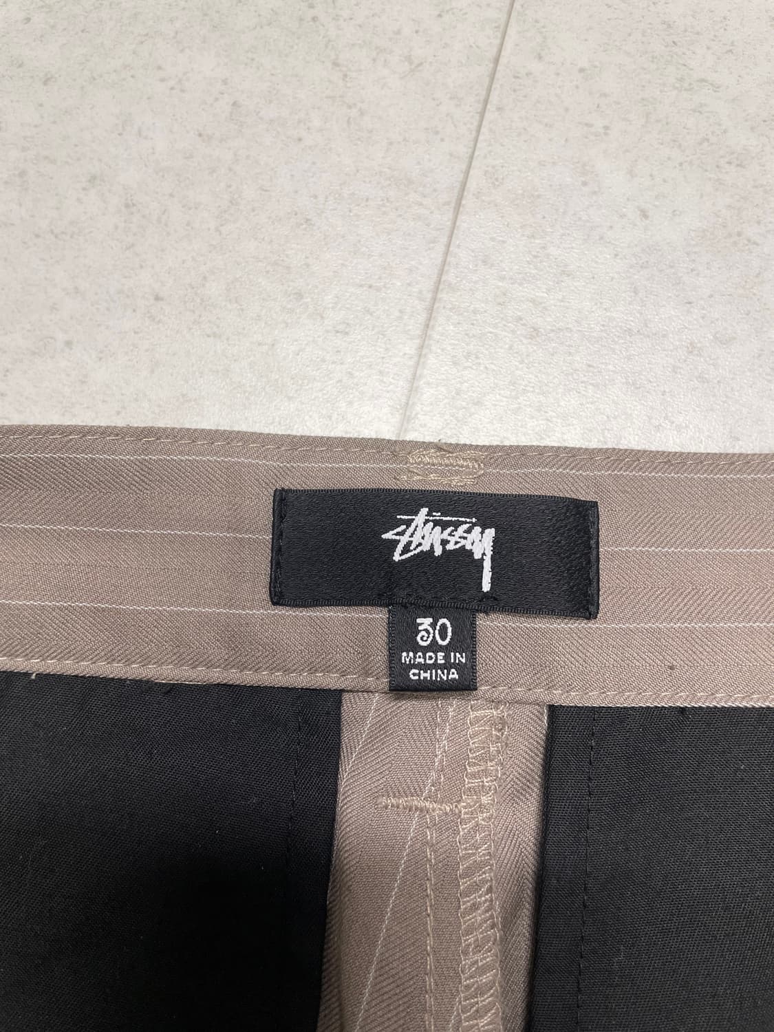 [30] 스투시 스트라이프 볼륨 플리츠 팬츠 베이지 상품이미지5