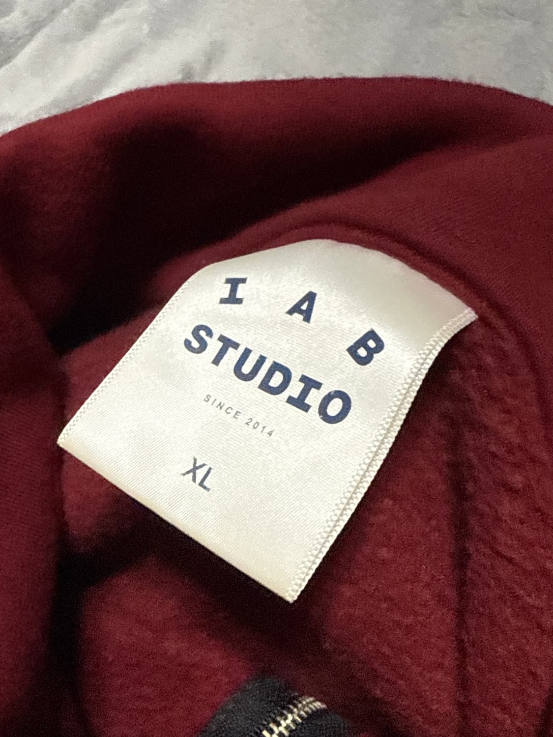 아이앱 스튜디오 코튼 하프 집업 풀오버 마룬 XL 상품이미지3