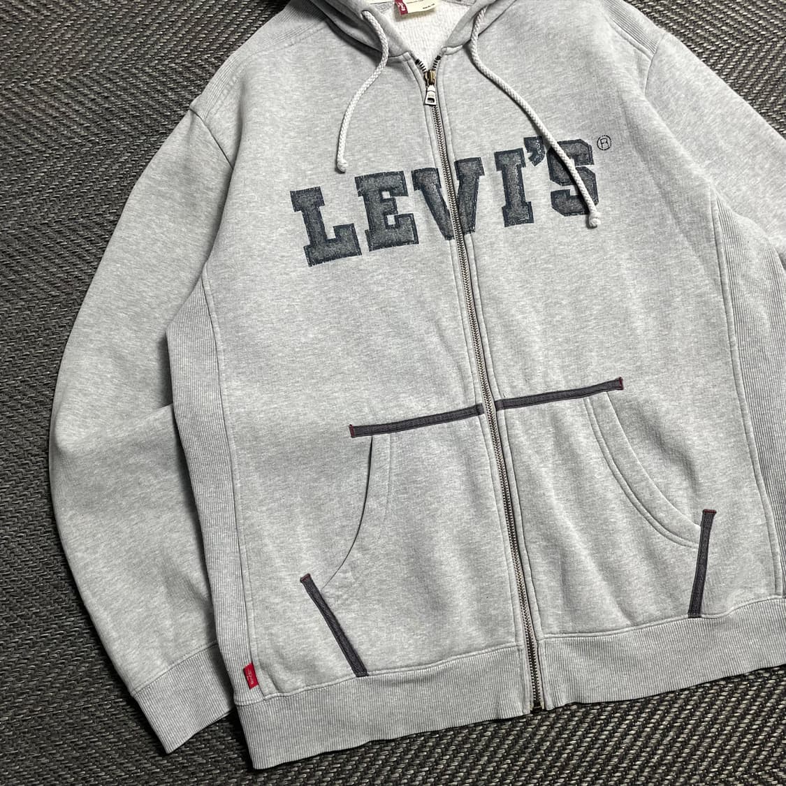 리바이스 빈티지 스펠아웃 자수 후드집업 그레이o 5329 상품이미지3