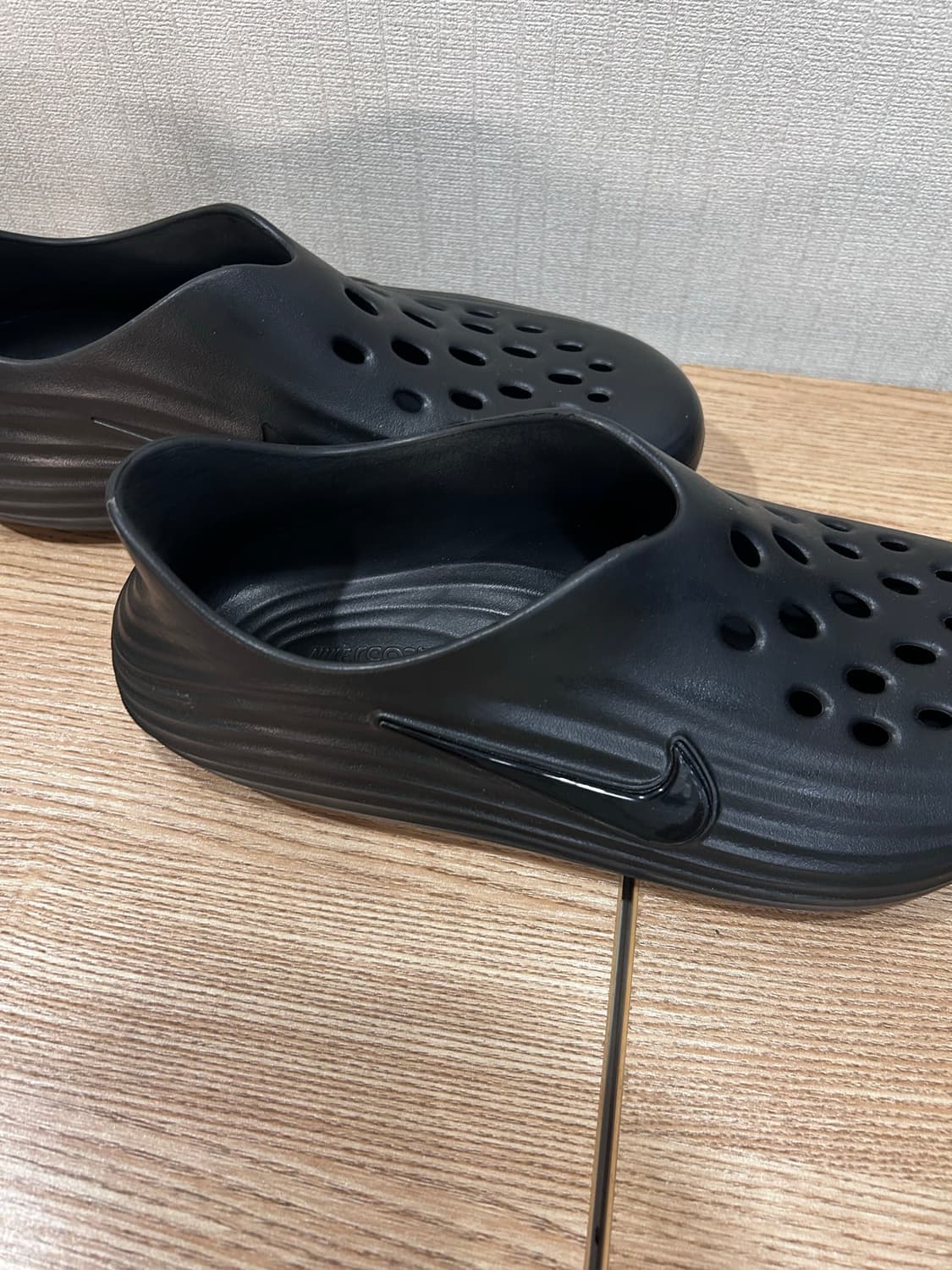 나이키 리커버리 슈즈 블랙 상품이미지3