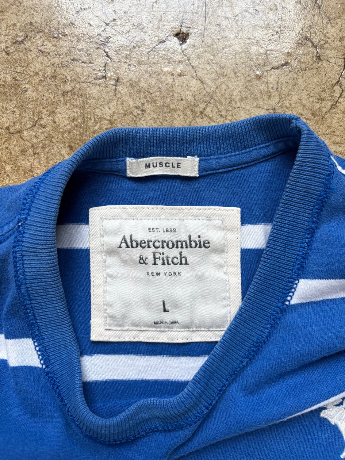 아베크롬비 블루 스트라이프 티셔츠 상품이미지3