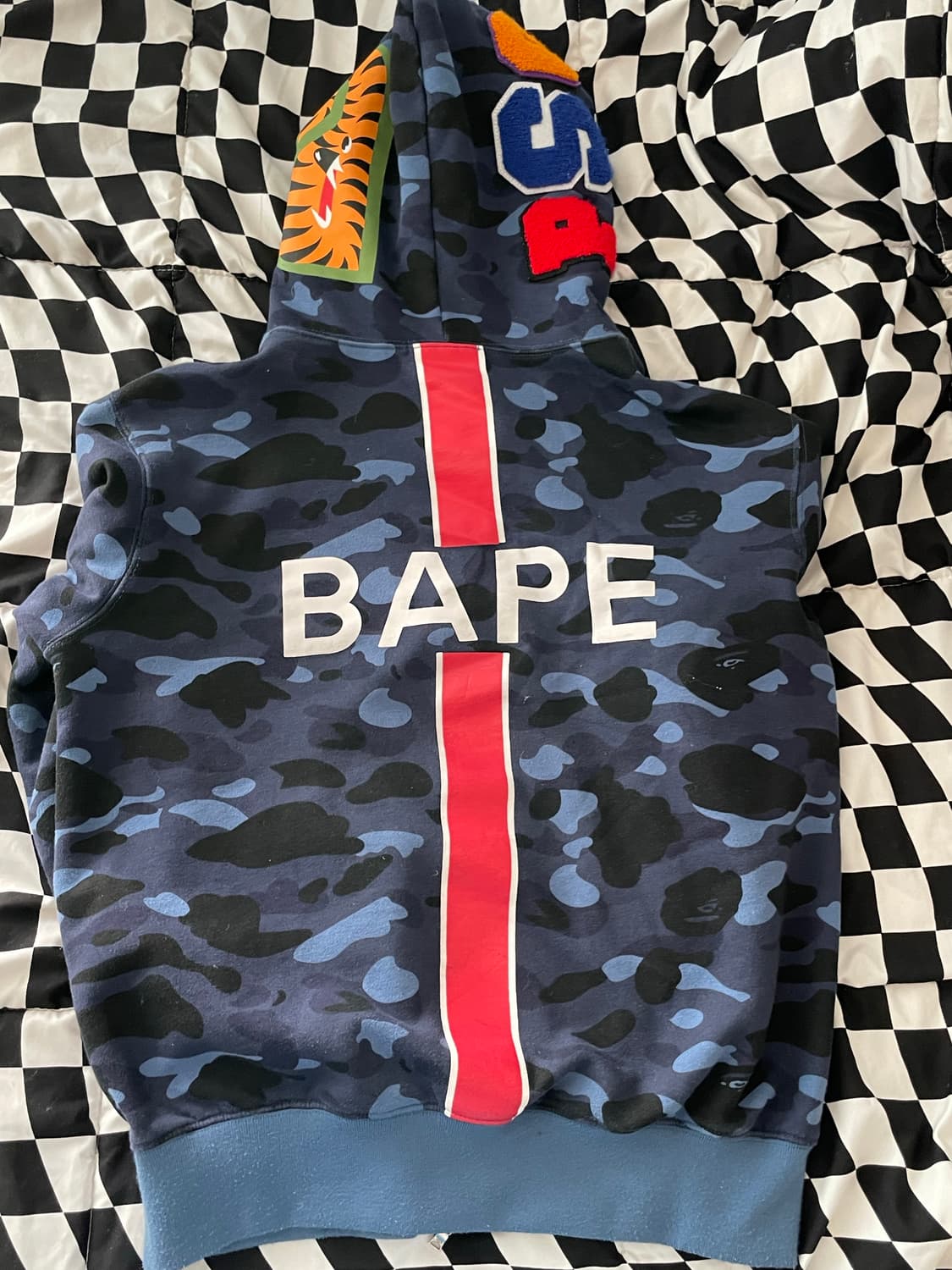 베이프 PSG 샤크후드집업 청계 상품이미지2