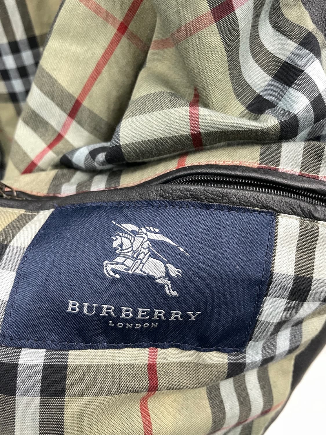 105) 버버리 레더 블루종 상품이미지6