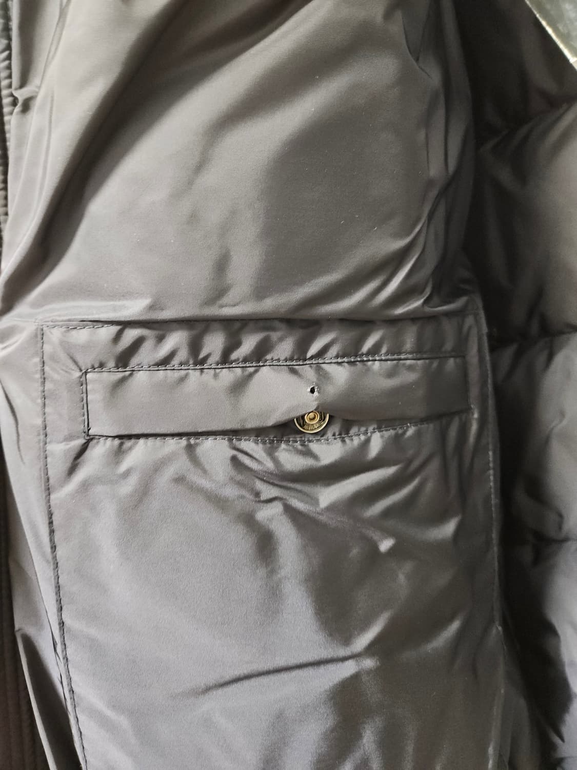 프라다 패딩 네이비 52 상품이미지8