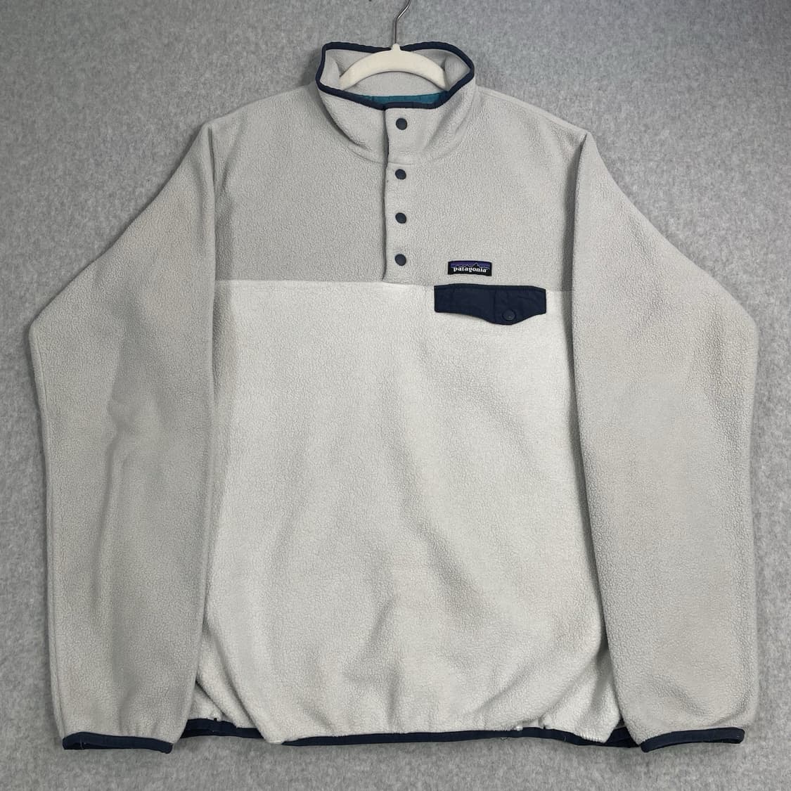 17FW 파타고니아 신칠라 스냅-T 회색/흰색 상품이미지1