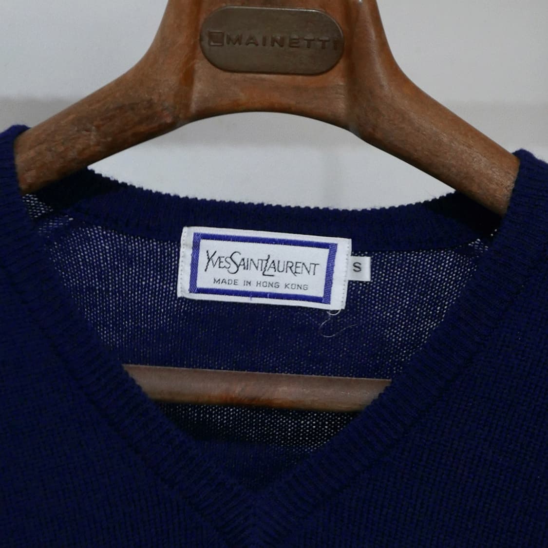 YSL 빈티지 브이넥 니트 상품이미지3