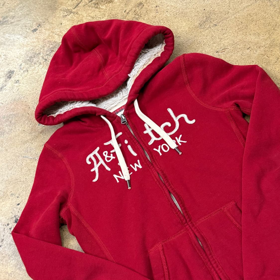 아베크롬비 양털 레드 딱붙 후드집업  상품이미지1