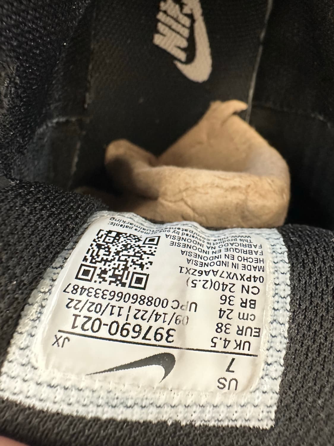 나이키 에어맥스 커맨드 블랙 240 상품이미지5