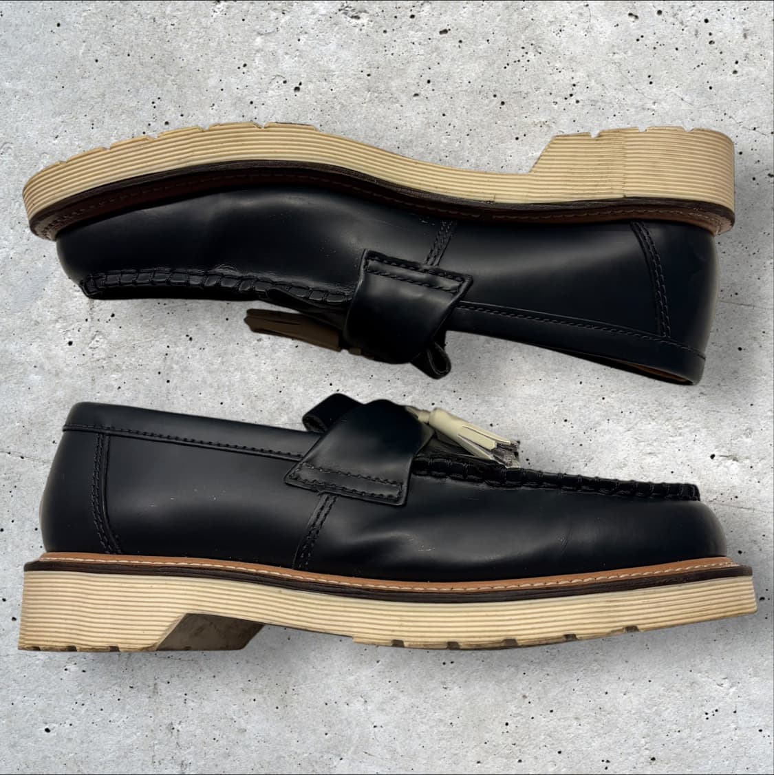 [250/us 7] 닥터마틴 태슬 로퍼 블랙 상품이미지2